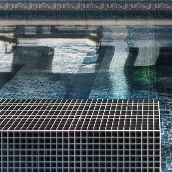 Brushed Black Squares Glass Pool Tile Fashion - Image 3
